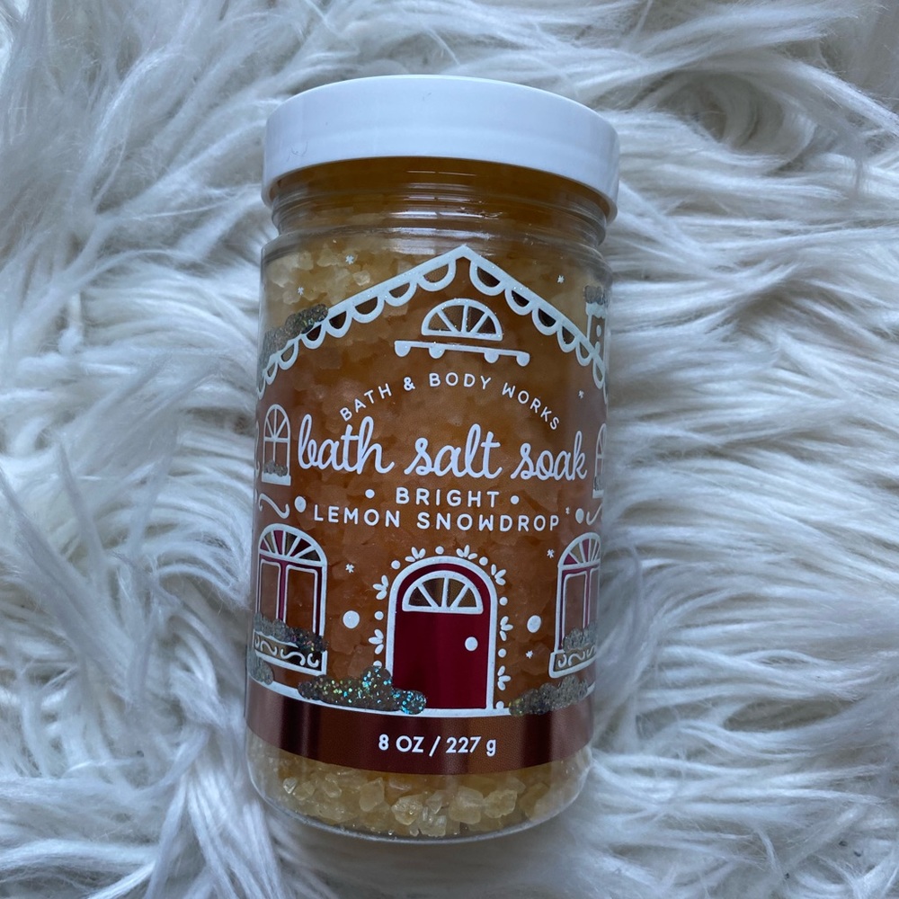 Bath & Body Works bath salts